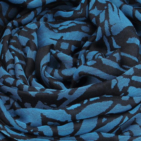 Blue-navy-silk-cachmere-women’s-stole-Savanna