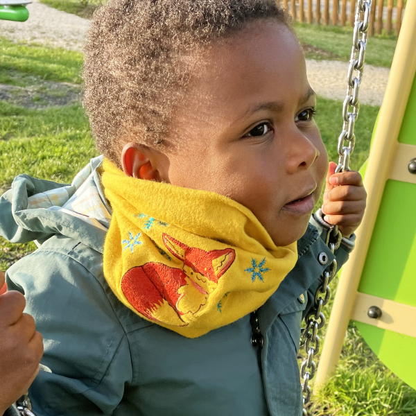 Yellow-organic-cotton-fox-embroidered-children’s-scarf