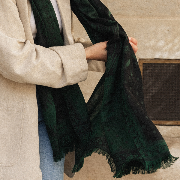 Green-black-cotton-silk-wool-women’s-stole-maxi-floral