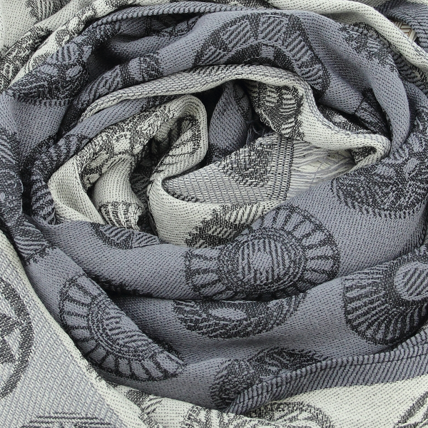 Grey-wool-men's-scarf-Chrono