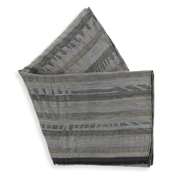 Men's-grey-wool-bleed-stole-Cromagnon