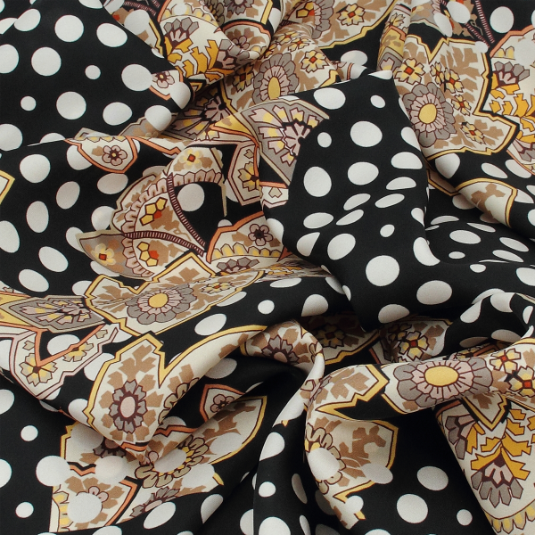 Black-silk-organic-square scarf-printed-Soierie