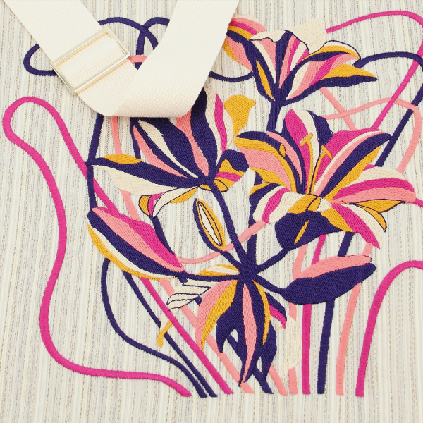 women’s-embroidered-woven bag- fleurs ondulantes -gold