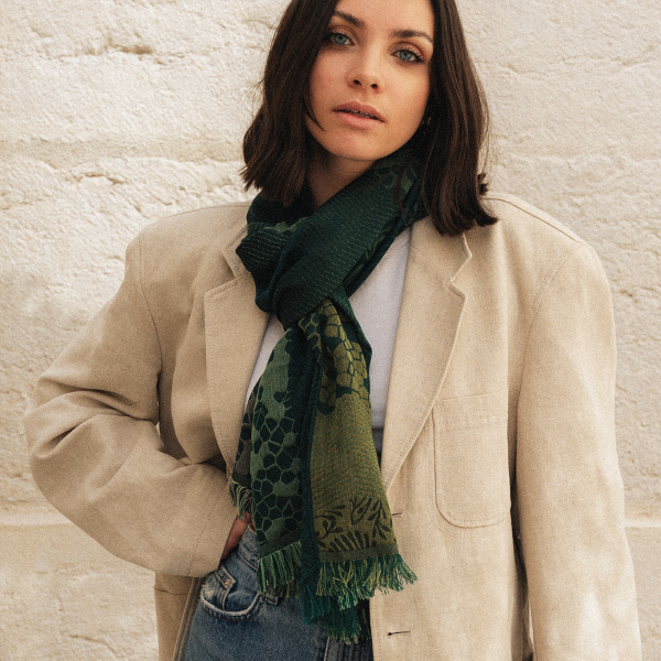 Green-100% natural-women’s-scarf-Charme