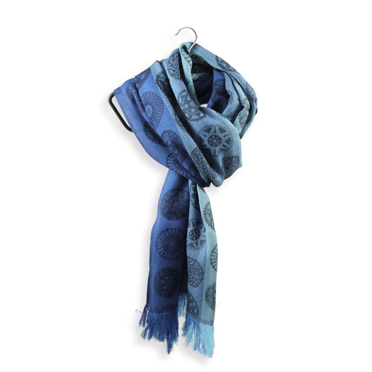 Excellent quality men’s scarf made of natural materials in blue.